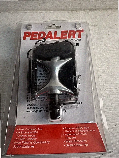 Wellgo Pedalert Light Up Pedals Commuter / MTB / Recreational