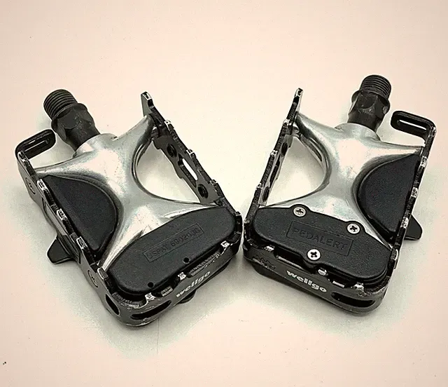 Wellgo Pedalert Light Up Platform Pedals Commuter / MTB / Recreational